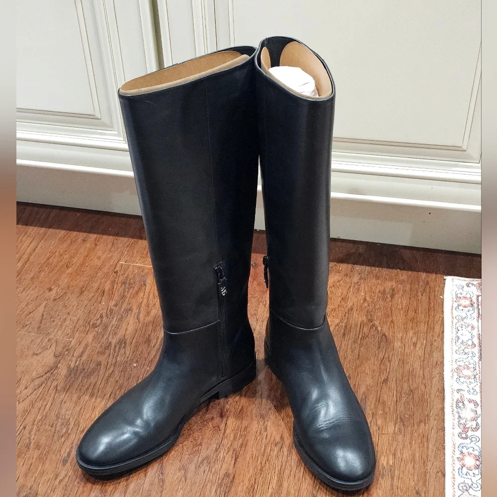 Stuart Weitzman Leather GRACIE TUBO BOOT EUC. SZ 8.5